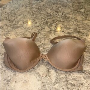 ✨ Victoria’s Secret Lightly Lined Nude Bra – Size 34D